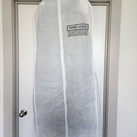 Two piece lace and studded dress - Picture 2 of 10